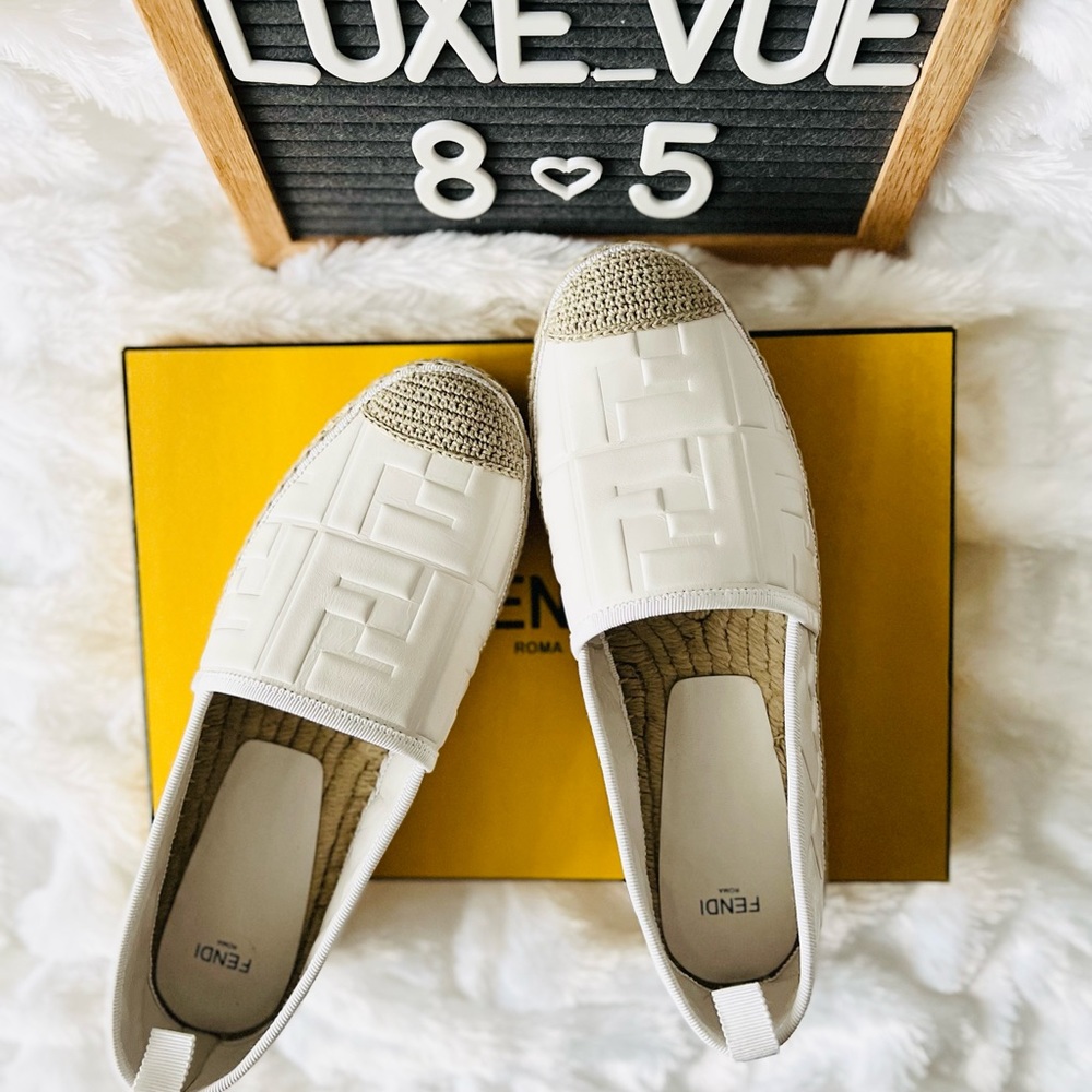 ⛔️SOLD⛔️NIB Fendi FF Logo Leather Espadrille Flats Size 39 White